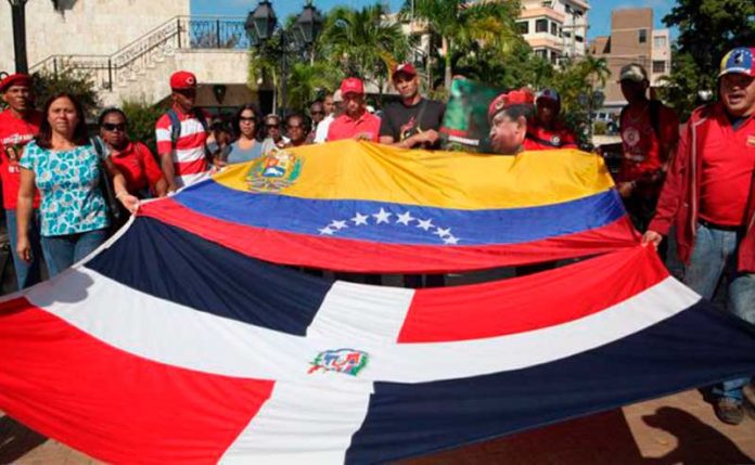 Venezolanos-RD-800x493-1