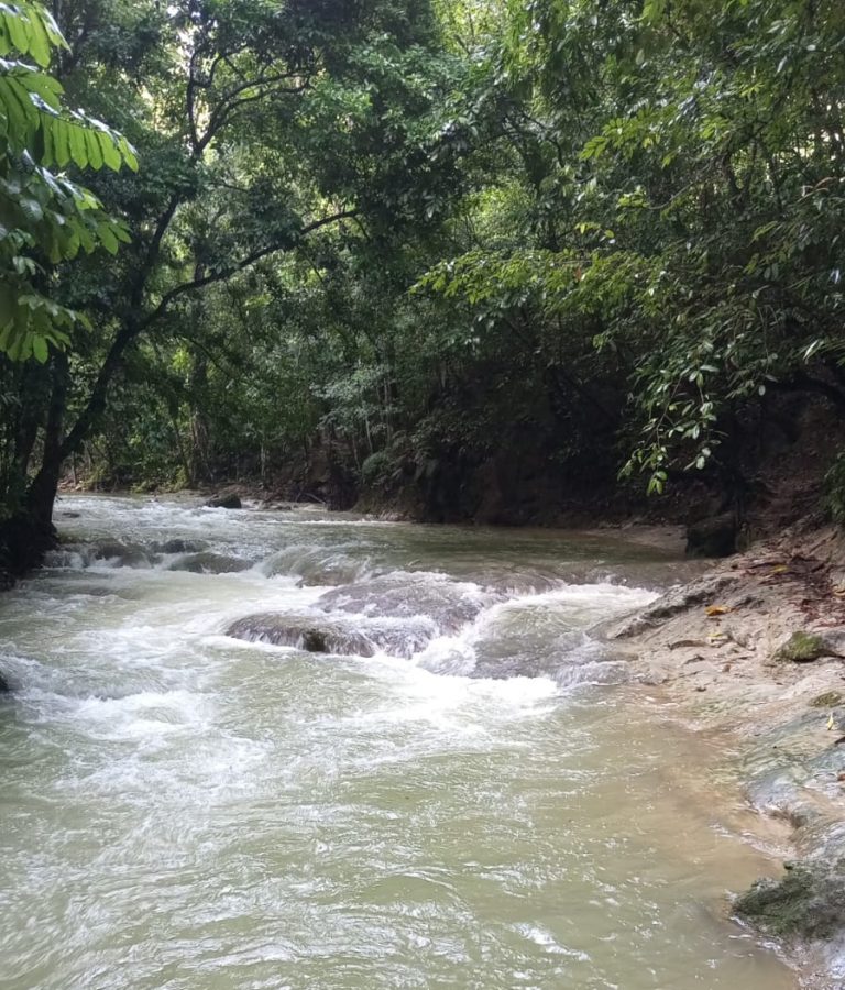 Clausuran todos los balnearios de ríos en Yasica por fuertes lluvias
