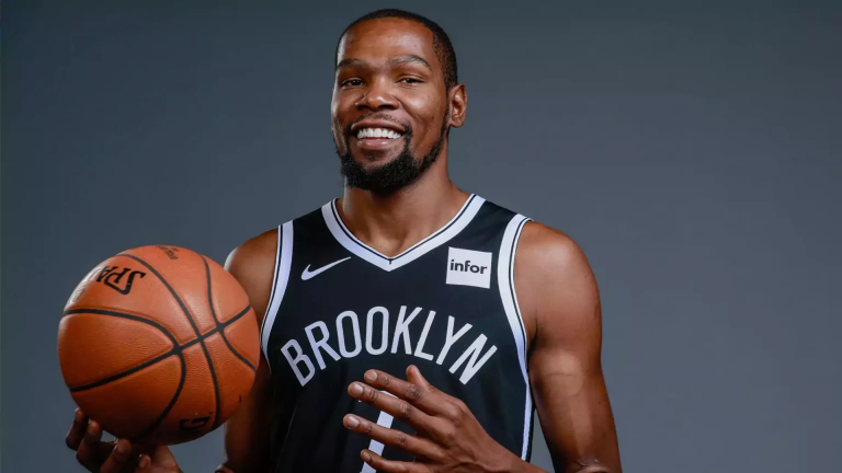 Netflix prepara una serie documental sobre la estrella del baloncesto Kevin Durant