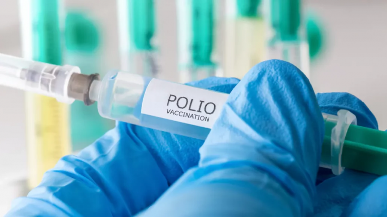 UNICEF alerta sobre brechas en vacunación contra la polio que aún ponen en riesgo a niños dominicanos