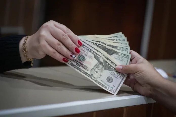 dolar