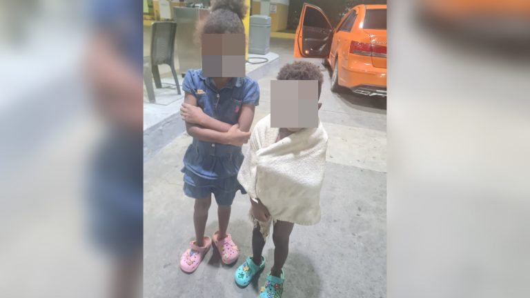 Niños encontrados abandonados en Sosúa permanecen bajo custodia del Ministerio Público