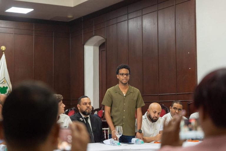 Larimar Films y Alcaldía anuncian cine gratis este fin de semana en la Plaza Independencia