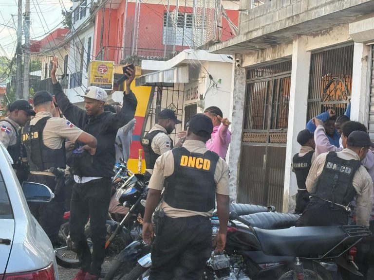 Fiscalía y DNCD ejecutan operativos estratégicos contra el microtráfico en Puerto Plata