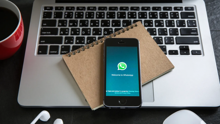 WhatsApp sigue a Instagram y renueva la sección de Info: así funciona  