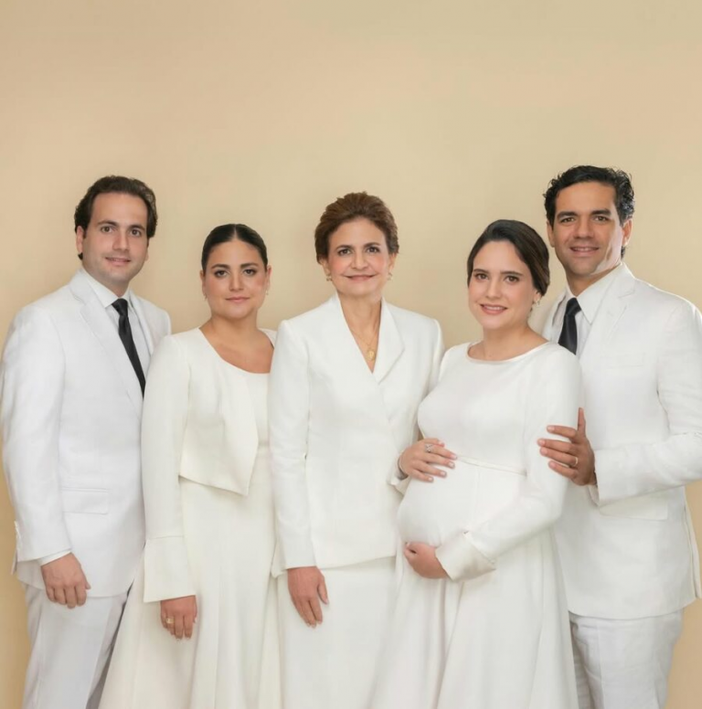 La vicepresidenta destaca a la familia como pilar en el desarrollo de la nación