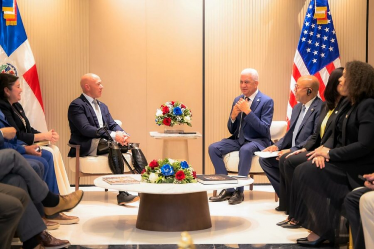 Situación haitiana principal tema en reunión con delegación de congresistas de EE.UU.