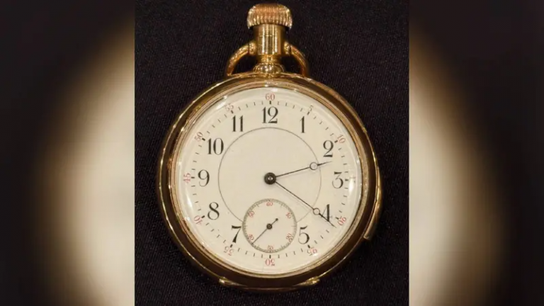 Reloj de pasajero del Titanic se vende por récord de US2,33 millones