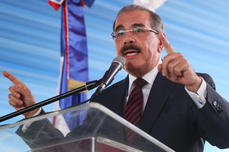 Danilo Medina afirma que la cárcel de Las Parras “ya estaba inaugurada” y que solo le cambiaron el nombre y la pintaron
