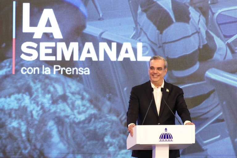 “Que vayan vestidos de Navidad”: el comentario de Abinader sobre marcha convocada por Fuerza del Pueblo