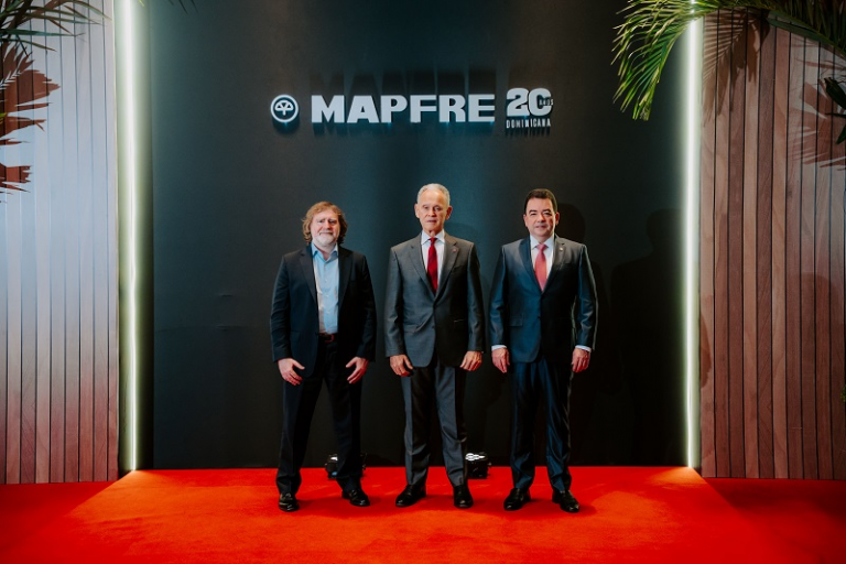 MAPFRE presenta informe sobre mercado asegurador latinoamericano en la celebración de su 20 aniversario