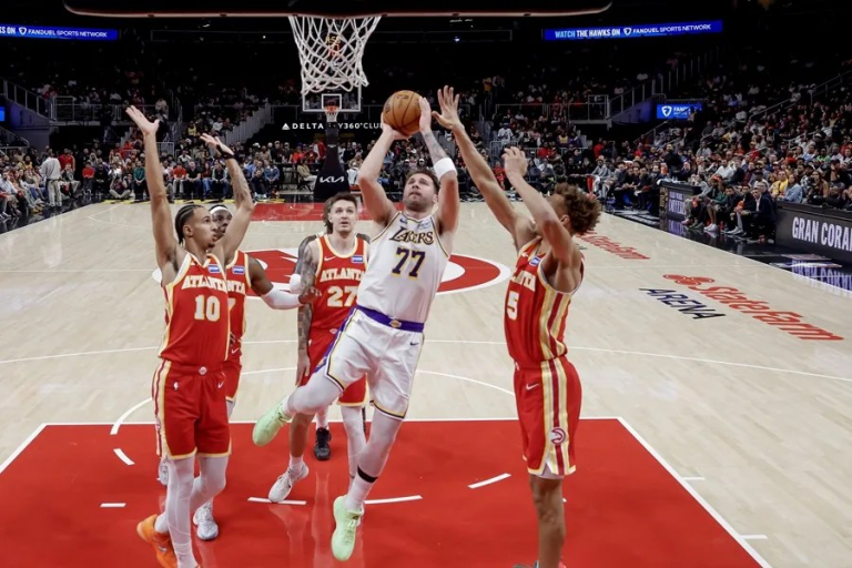 Doncic deslumbra en su primer gran parón NBA mientras Pistons y Raptors sorprenden en el Este