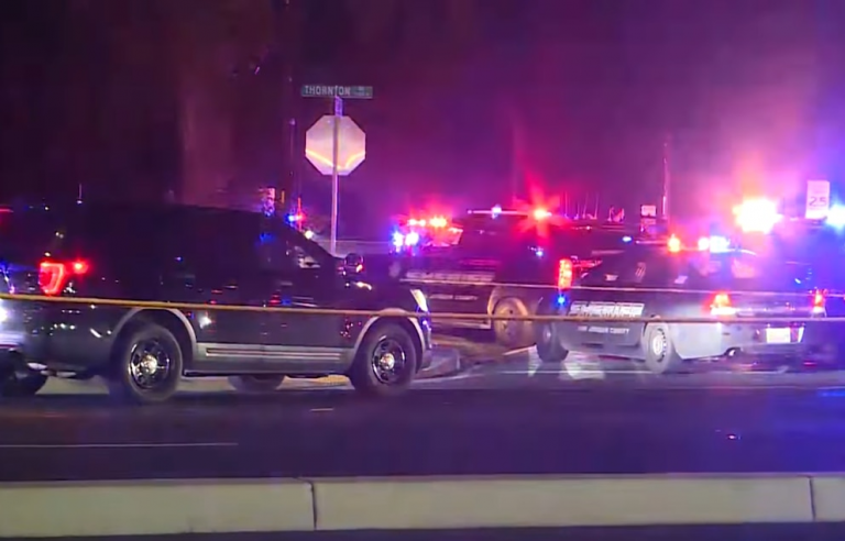 Un nuevo tiroteo en California dejó un saldo de 4 muertos y 10 heridos: agentes del FBI y la policía de Stockton investigan el caso