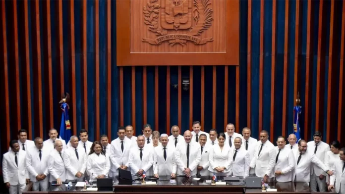 senadores-piden-construccion-de-carretera-sabaneta-sabaneta-35bbd471-focus-min0.05-min0.48-1200-675