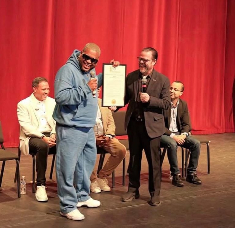 “La Fruta” recibe reconocimiento en la ciudad de Nueva York