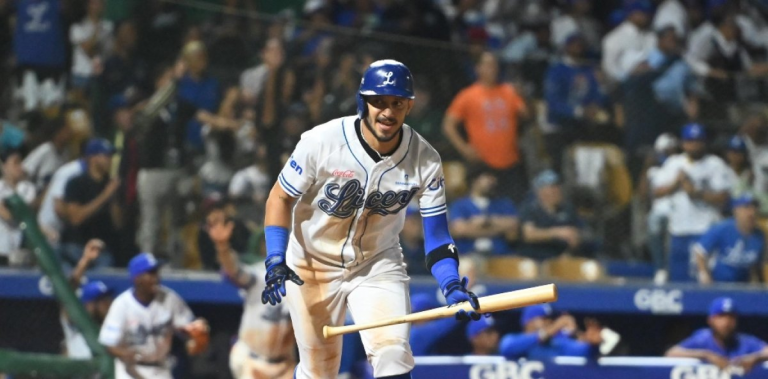 Sencillo de Adames deja en el terreno a los Gigantes