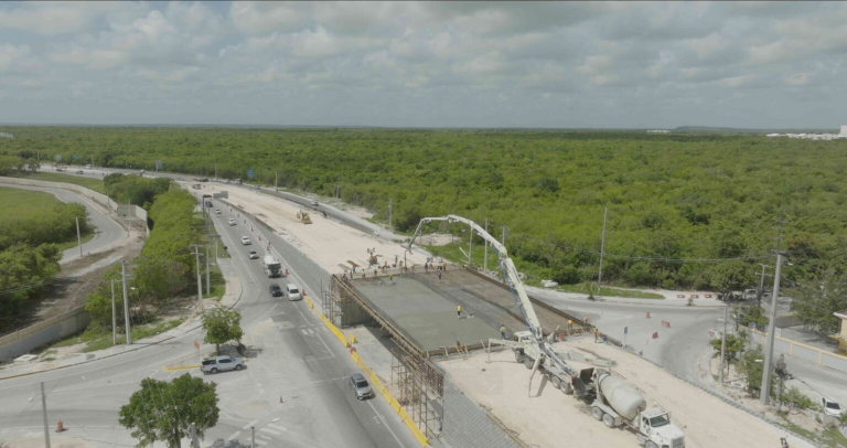 Habilitan carriles en elevado del cruce de Los Manantiales para facilitar tránsito hacia Aeropuerto de PC