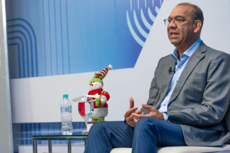 Deligne Ascención anuncia plan educativo para reducir accidentes de motoristas