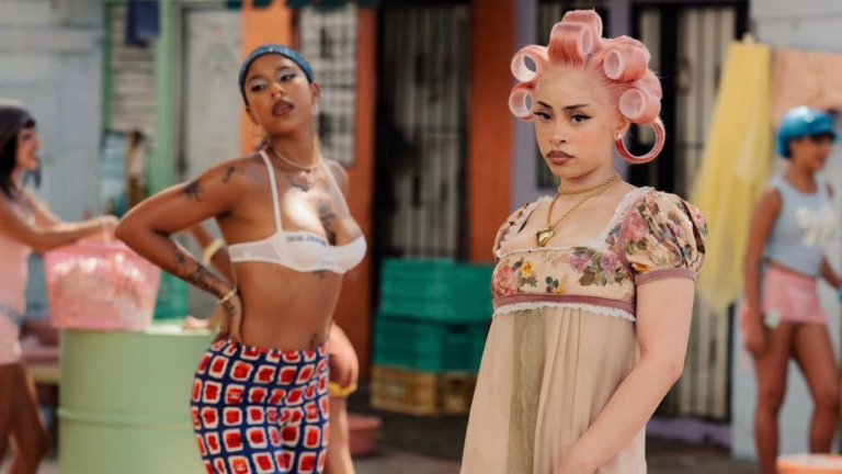 Tokischa eleva nuevamente el dembow al radar global con "Toothie" su explosiva colaboración junto a Ice Spice