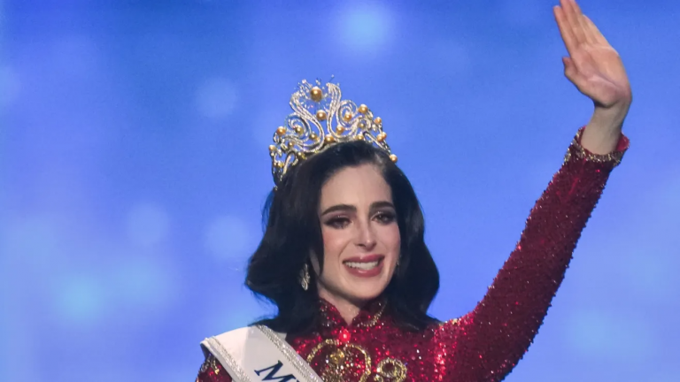 Nuevo escándalo de la Miss Universo 2025: Fátima Bosch se molesta y abandona entrevista con Telemundo