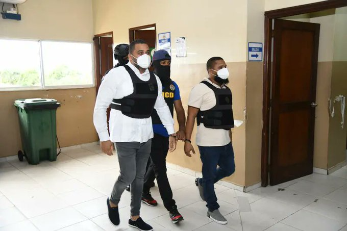 descarga - 2025-12-12T174523.822