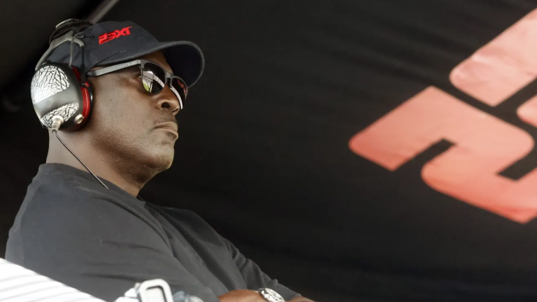 Michael Jordan llega a un acuerdo para concluir la demanda antimonopolio con la NASCAR