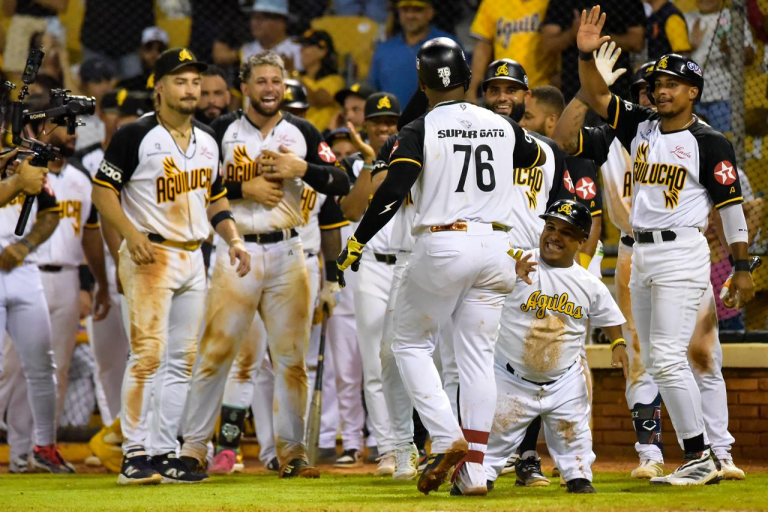 Jornada favorable para Águilas Cibaeñas y Toros del Este