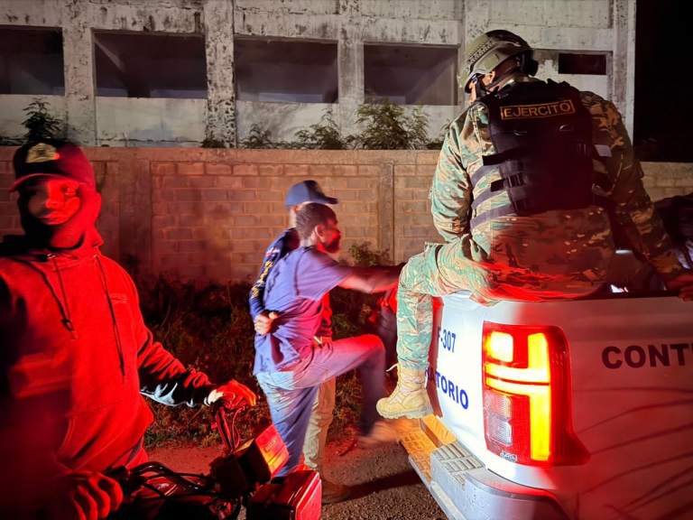 Detienen 827 extranjeros con estatus migratorio irregular; deportan 559