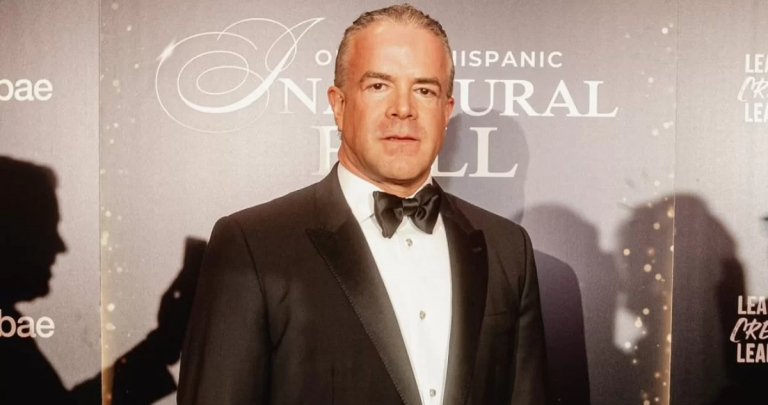 Ordenan el arresto de Raúl Rocha, copropietario de Miss Universo, por crimen organizado