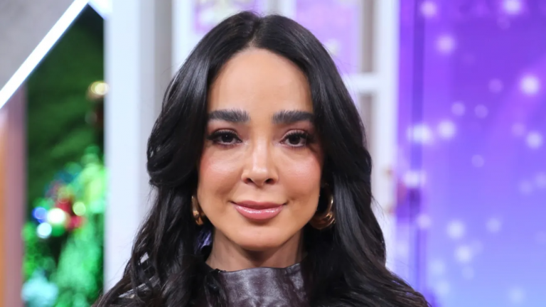 Manelyk González reflexiona sobre el fin de año: ‘Deja de arrastrar tus penas’