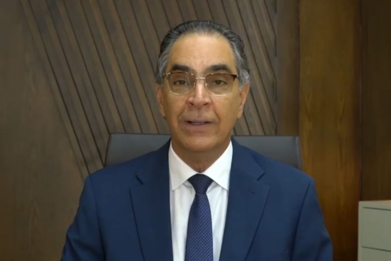 Exdirector de SeNaSa habría protegido contratos cuestionados, según expediente del Ministerio Público