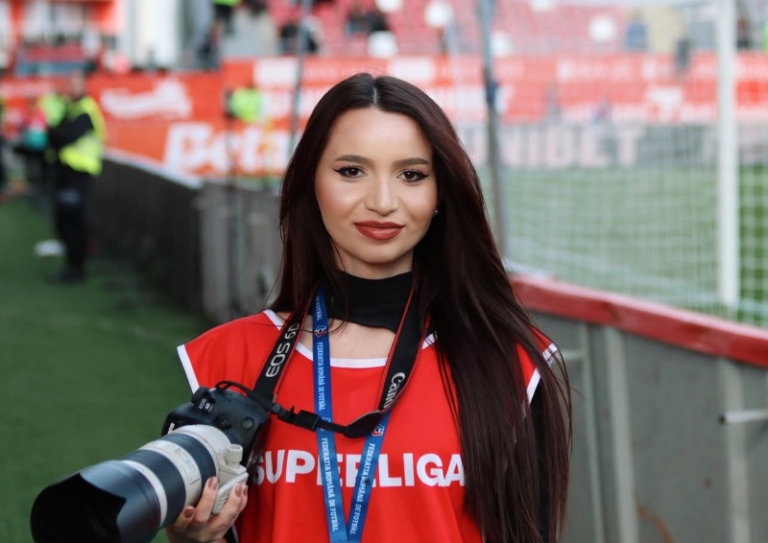 Muere a los 27 años la reportera deportiva Malina María Guler tras caer de un séptimo piso en Rumanía