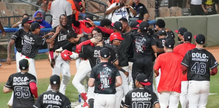 Leones vencen Toros y ponen récord en 2-0