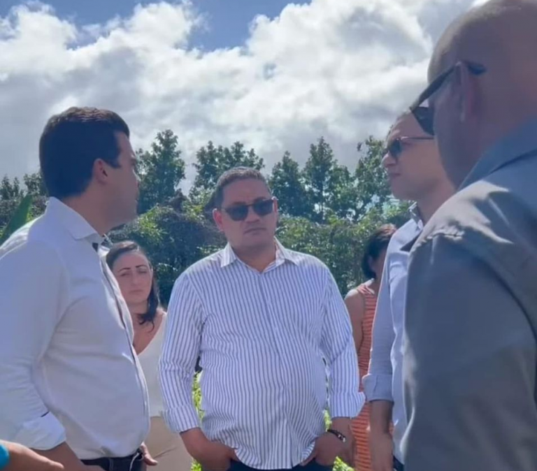 Las Galeras de Samaná cierra el 2025 sin agua potable en plena temporada alta