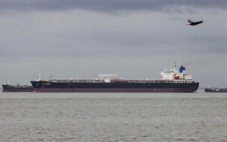 Donald Trump anunció que Estados Unidos confiscó un buque petrolero frente a las costas de Venezuela