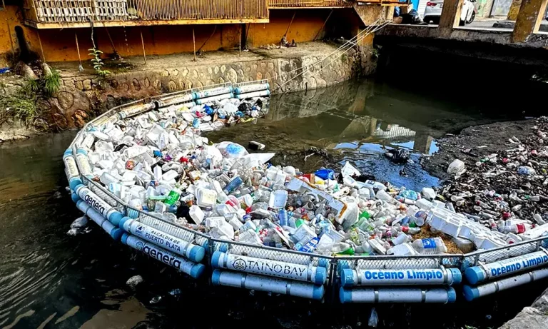 Océano Limpio alerta sobre la avalancha de plásticos en Puerto Plata