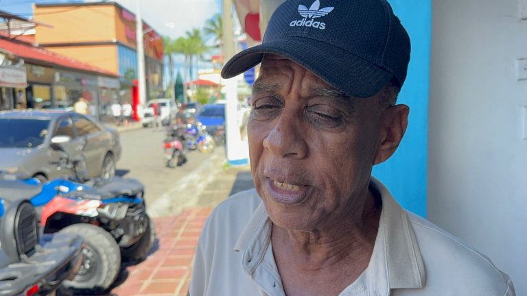 Empresario comunitario atribuye inundaciones del Batey Sosúa a bloqueo de desagüe natural