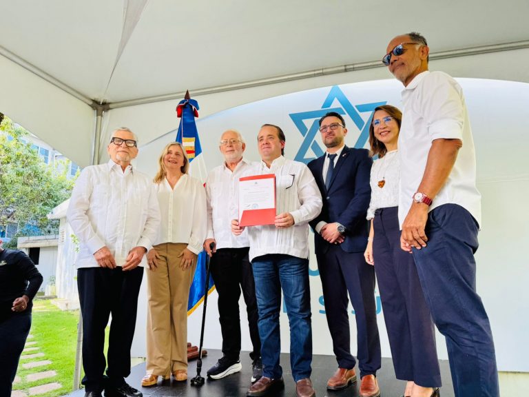 Gobierno entrega RD$25 millones para iniciar renovación del Museo Judío de Sosúa; inversión total será de RD$50 millones