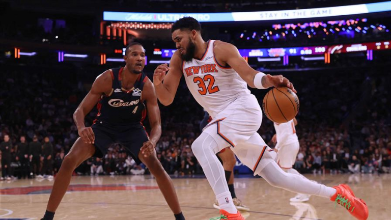 Resumen NBA: Towns anota 24 y toma 14 rebotes, Knicks caen; Mavs frenan a Houston; Heat se estrellan