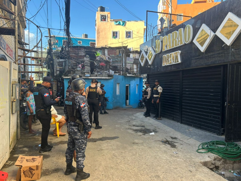 DNCD arresta 11 personas e incauta más de 4 mil gramos de droga en el Capotillo