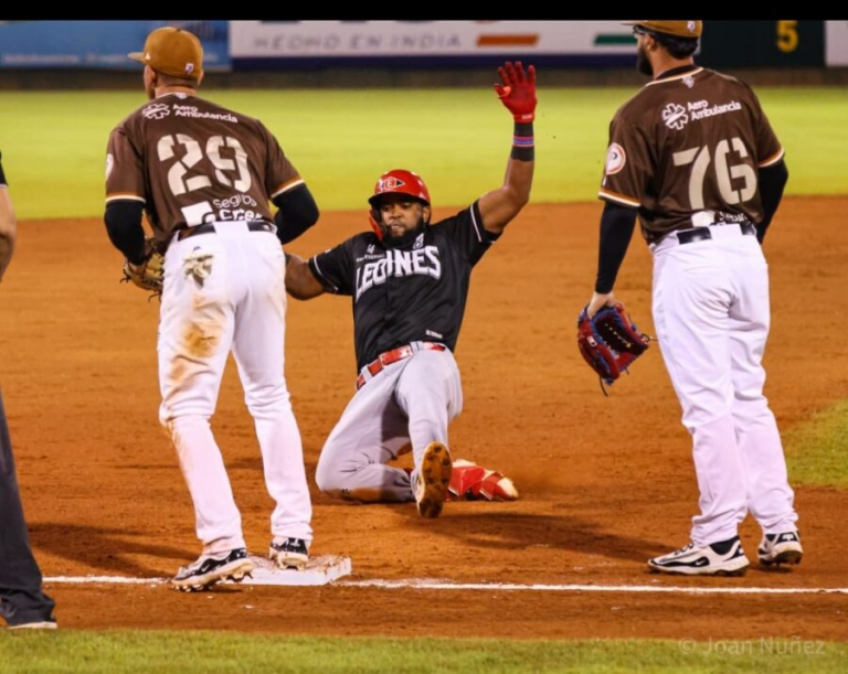 Leones blanquean a Gigantes y complican su permanencia en Round Robin