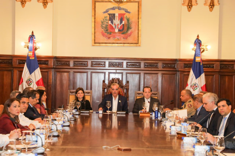 Presidente Abinader convoca Consejo de Ministros extendido para trazar prioridades del Gobierno en 2026