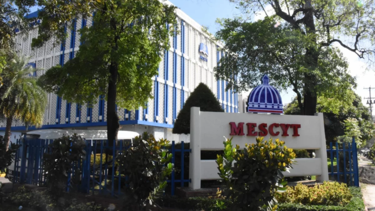 Mescyt abrirá una nueva convocatoria de becas internacionales para estudios de posgrado