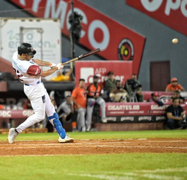 Siri decide en la décima y Gigantes vencen 2-1 a Toros en el Round Robin