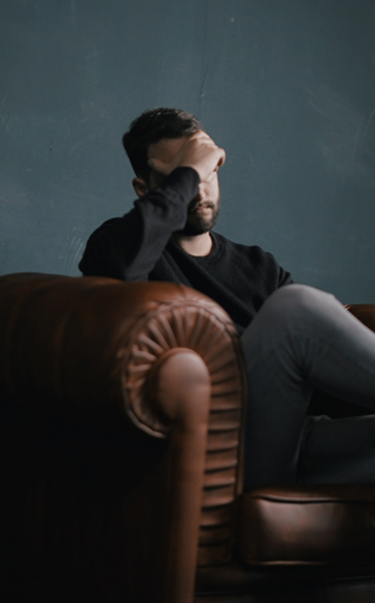 El duelo es un dolor que muchos hombres no trabajan y callan