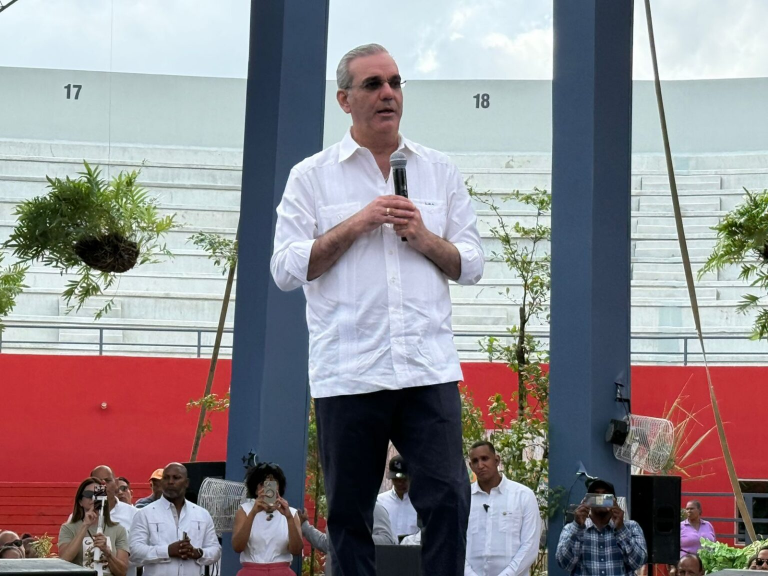 Presidente Abinader en inauguración de Plaza de Toros: “El futuro de El Seibo es brillante”