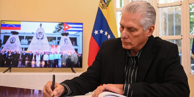 Cuba aprueba medidas para pasar al "Estado de Guerra" en medio de tensión con EE.UU.