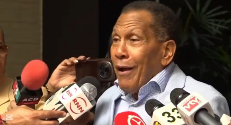 Oficialismo rechaza críticas de Danilo al Gobierno y lo manda a “tomar un buche de agua”