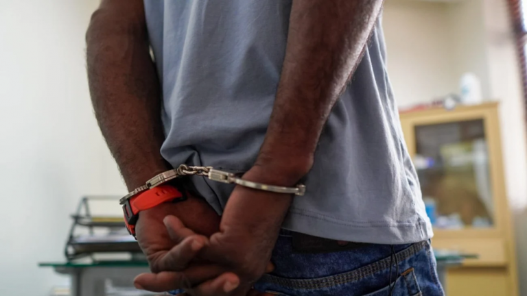 Veinte años de prisión para hombre que abusó sexualmente de dos hermanas en SDE