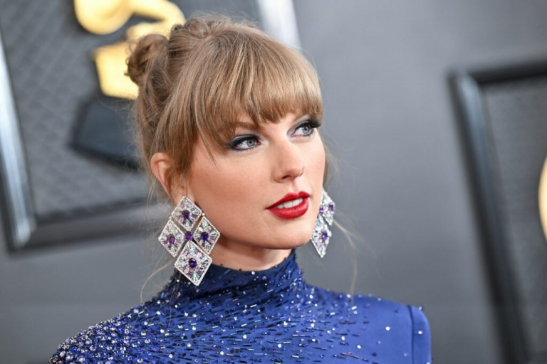 Taylor Swift entra al Salón de la Fama de los Compositores y marca un hito histórico